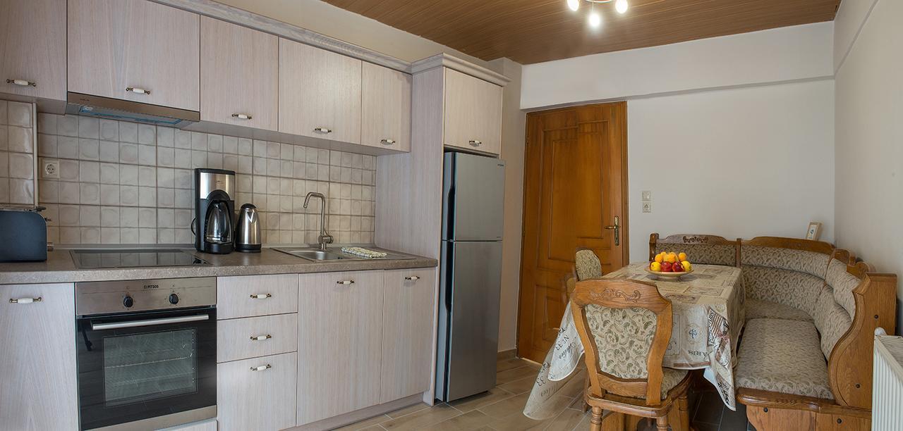 Nepheli Apartments And Studios Paralía Dış mekan fotoğraf
